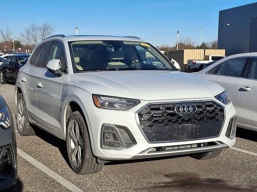 2023 Audi Q5 45 S line Premium Plus