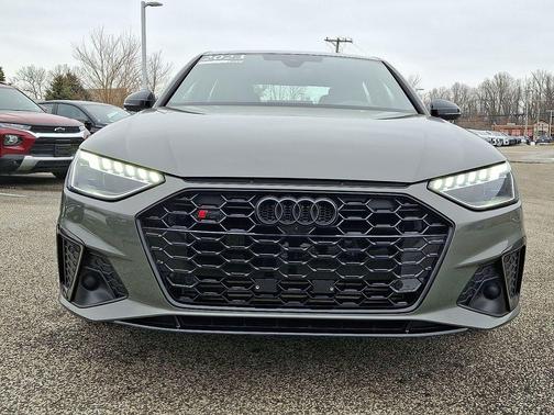 2023 Audi S4 Premium Plus TFSI quattro Tiptronic