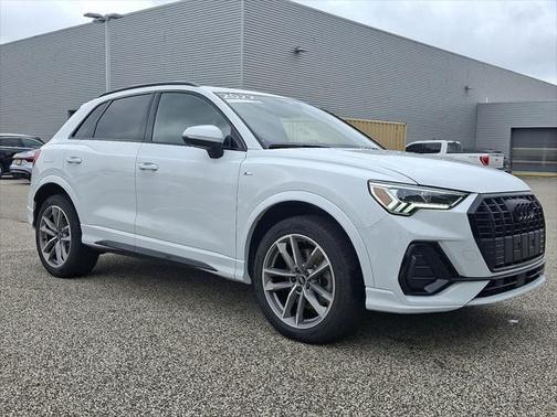 2022 Audi Q3 Premium Plus