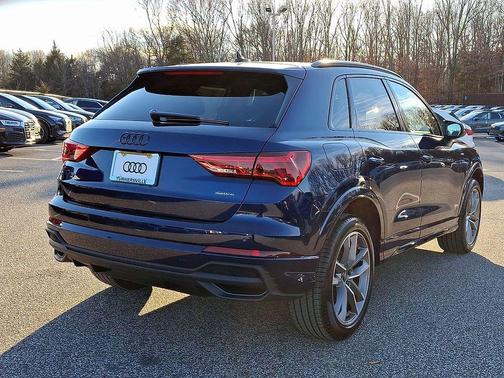 2025 Audi Q3 Premium 45 TFSI S line quattro Tiptronic