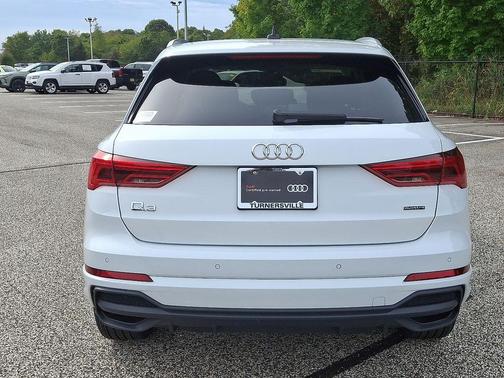 2023 Audi Q3 Premium