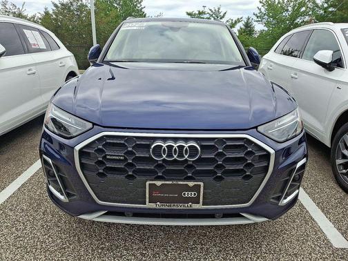2023 Audi Q5 45 S line Premium