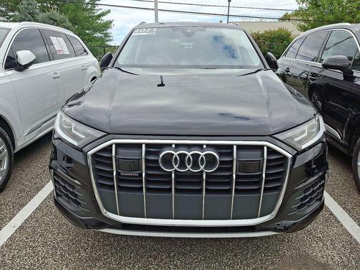 2023 Audi Q7 45 Premium