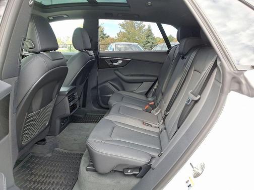 2026 Audi Q8 55 Premium Plus
