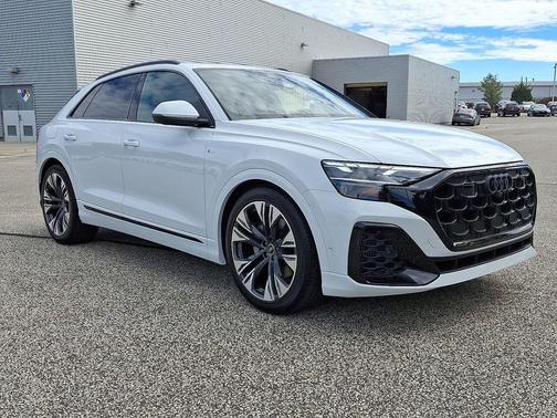 2026 Audi Q8 55 Premium Plus