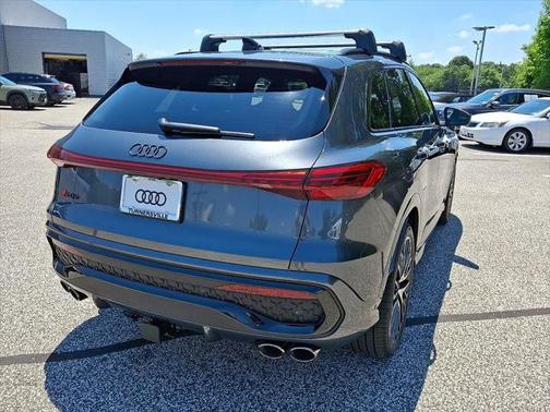 2025 Audi SQ5 3.0T Premium Plus