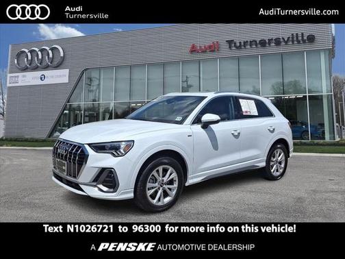 2022 Audi Q3 Premium Plus
