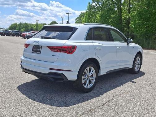 2022 Audi Q3 Premium Plus