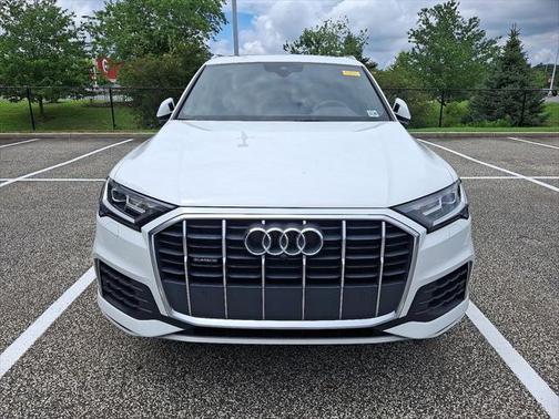 2021 Audi Q7 45 Premium Plus