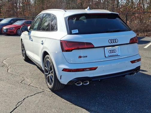 2025 Audi SQ5 3.0T Premium Plus