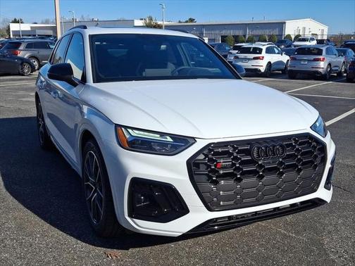 2025 Audi SQ5 3.0T Premium Plus