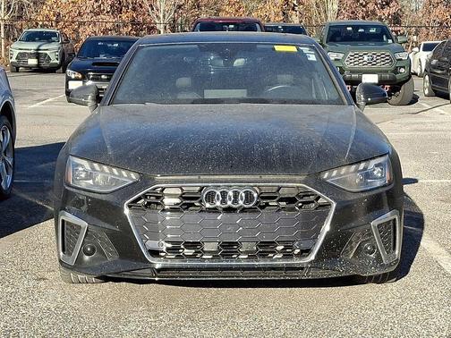 2023 Audi A4 45 S line Premium