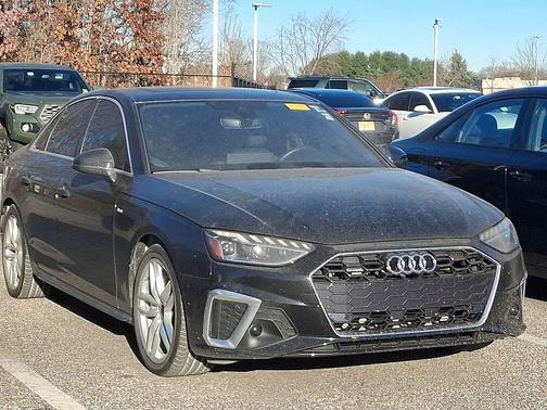 2023 Audi A4 45 S line Premium