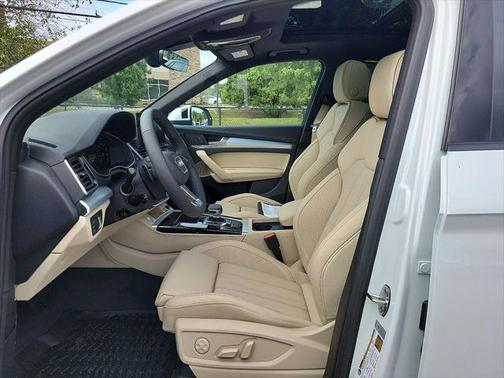 2024 Audi Q5 45 S line Premium Plus