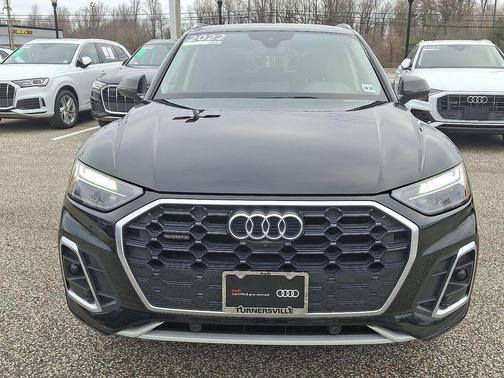 2022 Audi Q5 45 S line Premium Plus