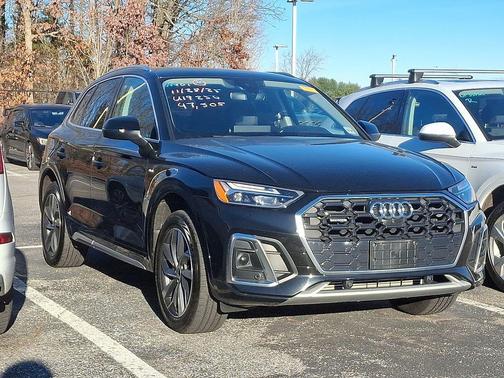 2022 Audi Q5 45 S line Premium Plus