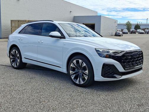 2026 Audi Q8 55 Premium Plus