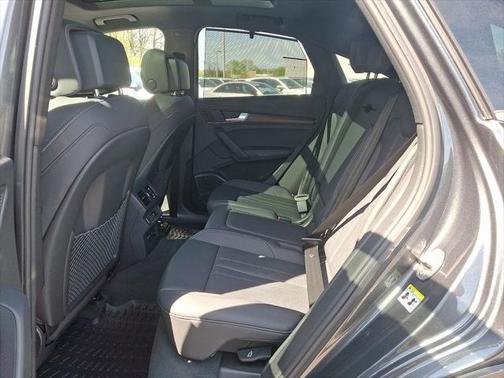 2025 Audi Q5 45 S line Premium Plus