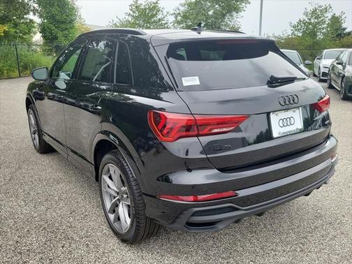 2024 Audi Q3 Premium