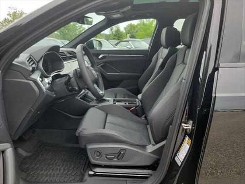 2024 Audi Q3 Premium