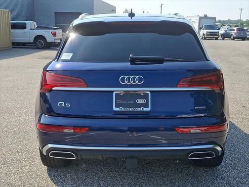 2022 Audi Q5 45 S line Premium