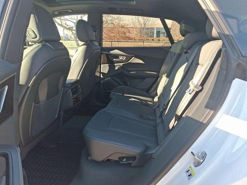 2026 Audi Q8 55 Premium Plus