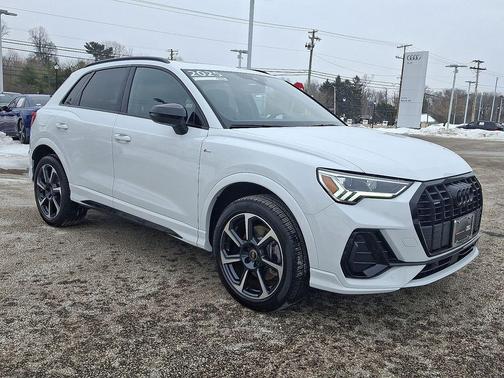 2025 Audi Q3 45 S line Premium Plus