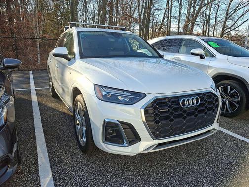2023 Audi Q5 45 S line Premium Plus