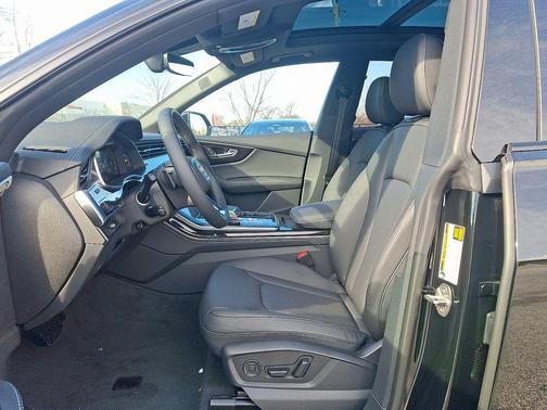 2026 Audi Q8 55 Premium Plus