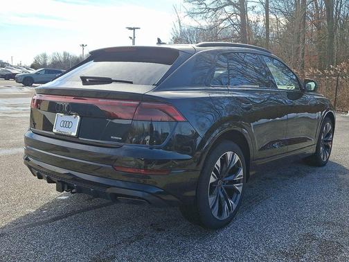 2026 Audi Q8 55 Premium Plus