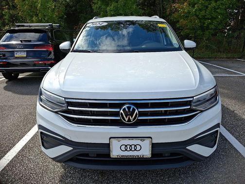 2024 Volkswagen Tiguan 2.0T Wolfsburg Edition