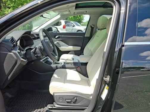2025 Audi Q3 S Line quattro