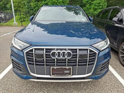 2022 Audi Q7 55 Premium Plus