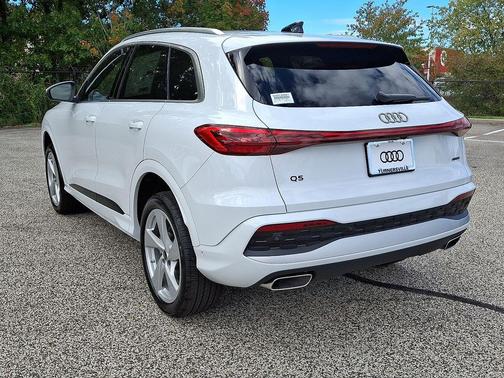 2025 Audi Q5 Premium Plus TFSI quattro S tronic