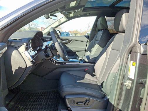 2026 Audi Q8 55 Premium Plus
