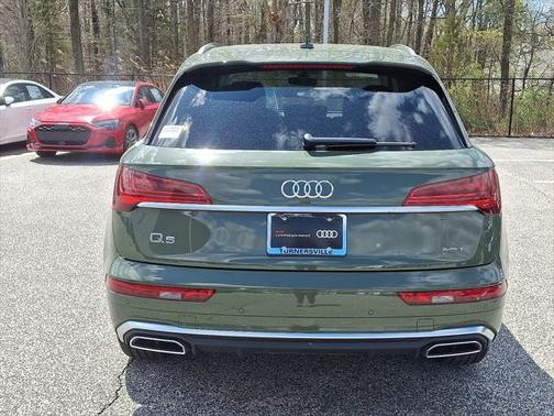 2024 Audi Q5 45 S line Premium