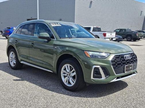 2024 Audi Q5 45 S line Premium