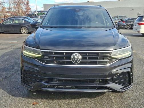 2022 Volkswagen Tiguan 2.0T SE R-Line Black 4MOTION