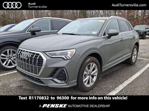 2024 Audi Q3 45 S line Premium Plus