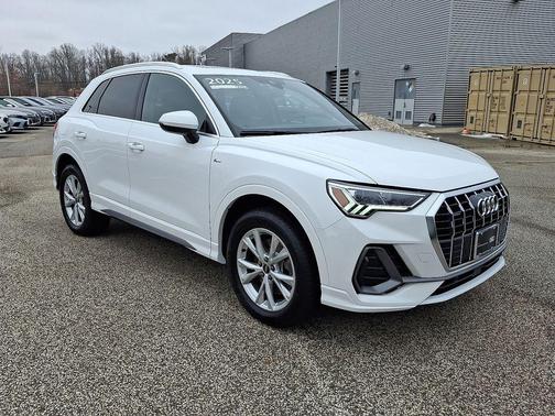 2025 Audi Q3 45 S line Premium Plus