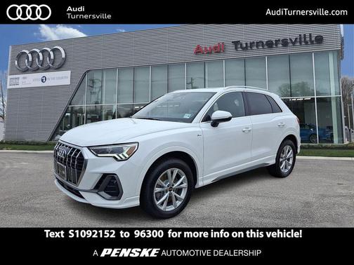 2025 Audi Q3 45 S line Premium Plus