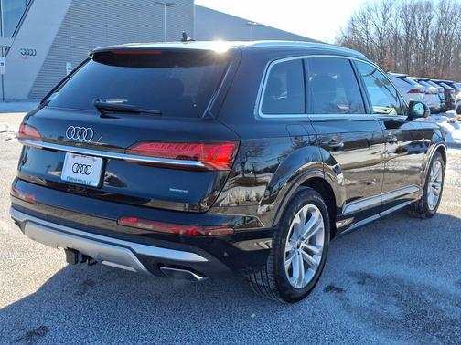 2026 Audi Q7 55 Premium Plus