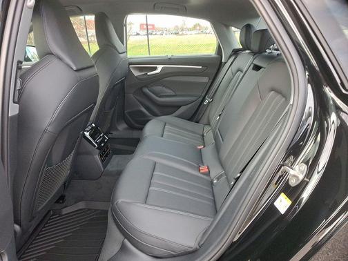 2026 Audi A6 Premium Plus quattro S tronic