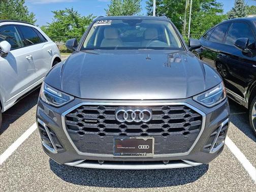 2022 Audi Q5 45 S line Premium