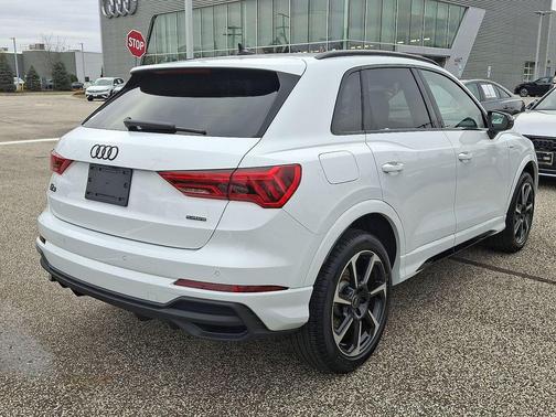 2025 Audi Q3 45 S line Premium Plus