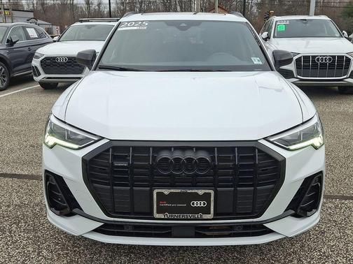 2025 Audi Q3 45 S line Premium Plus