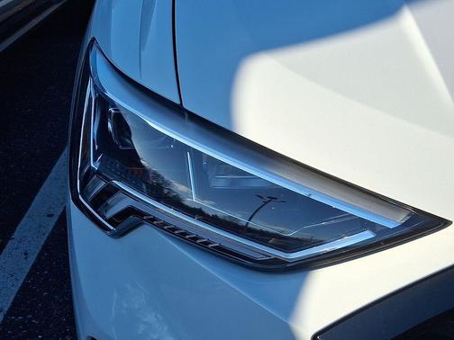 2025 Audi Q3 45 S line Premium Plus