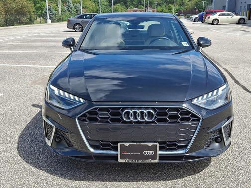 2023 Audi A4 45 S line Premium