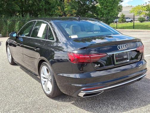 2023 Audi A4 45 S line Premium