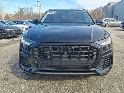 2023 Audi Q8 55 Premium